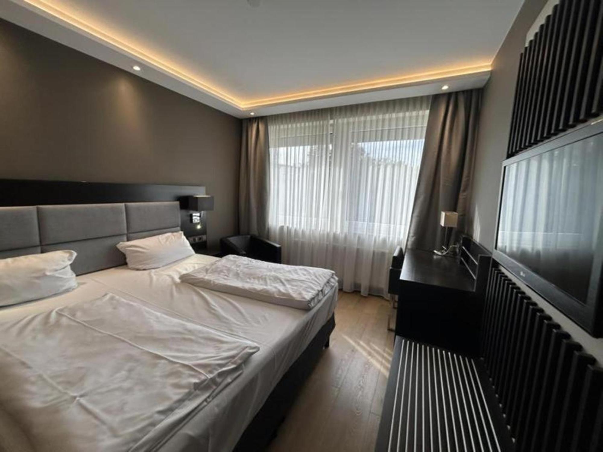 Zi Hotel Karlsruhe Eksteriør bilde