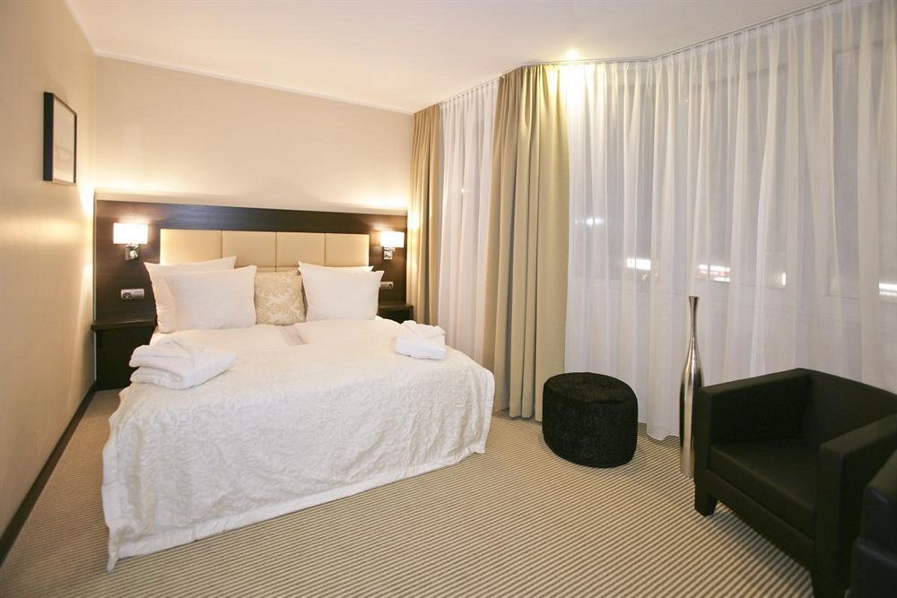 Zi Hotel Karlsruhe Eksteriør bilde