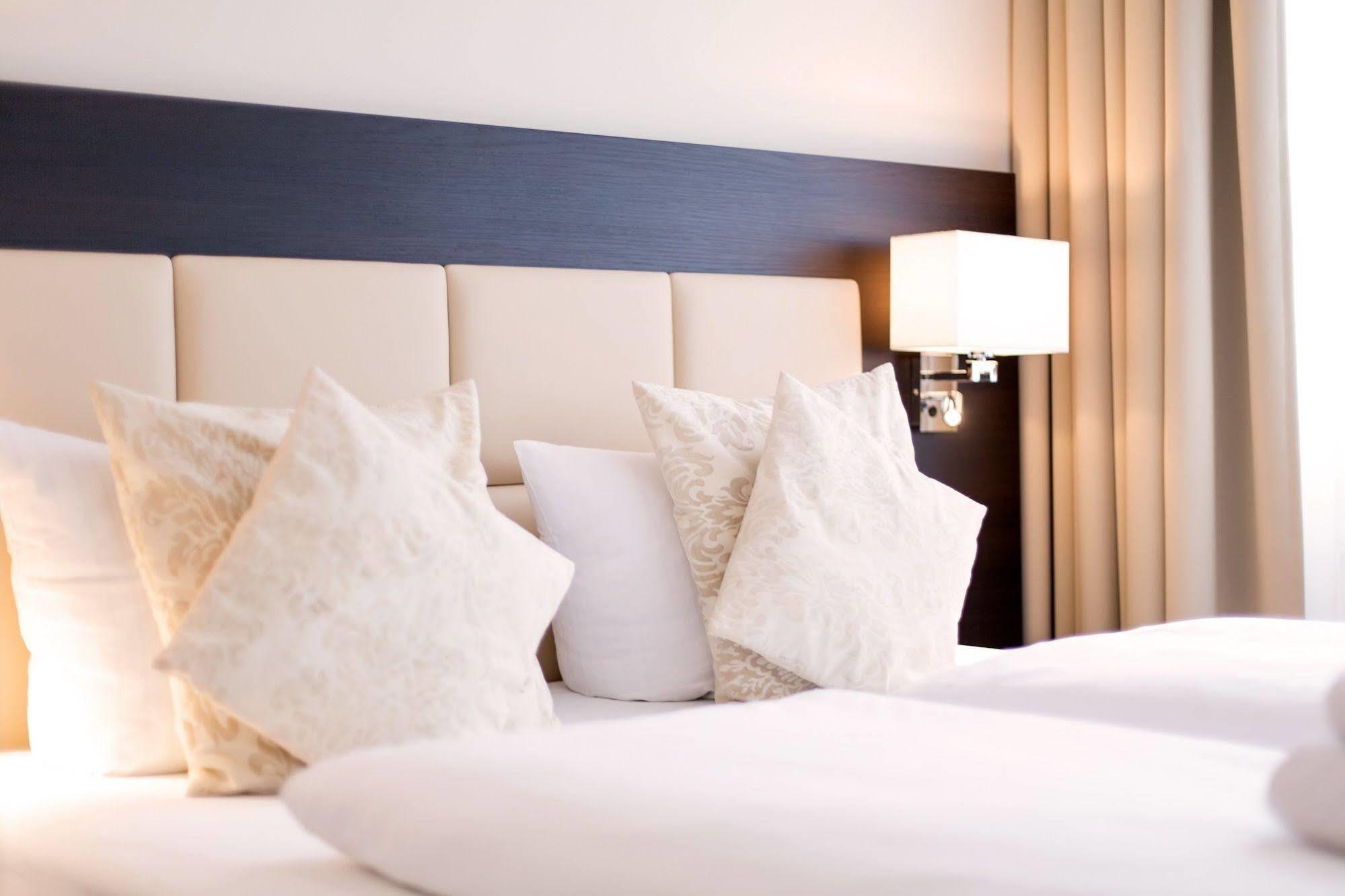 Zi Hotel Karlsruhe Eksteriør bilde