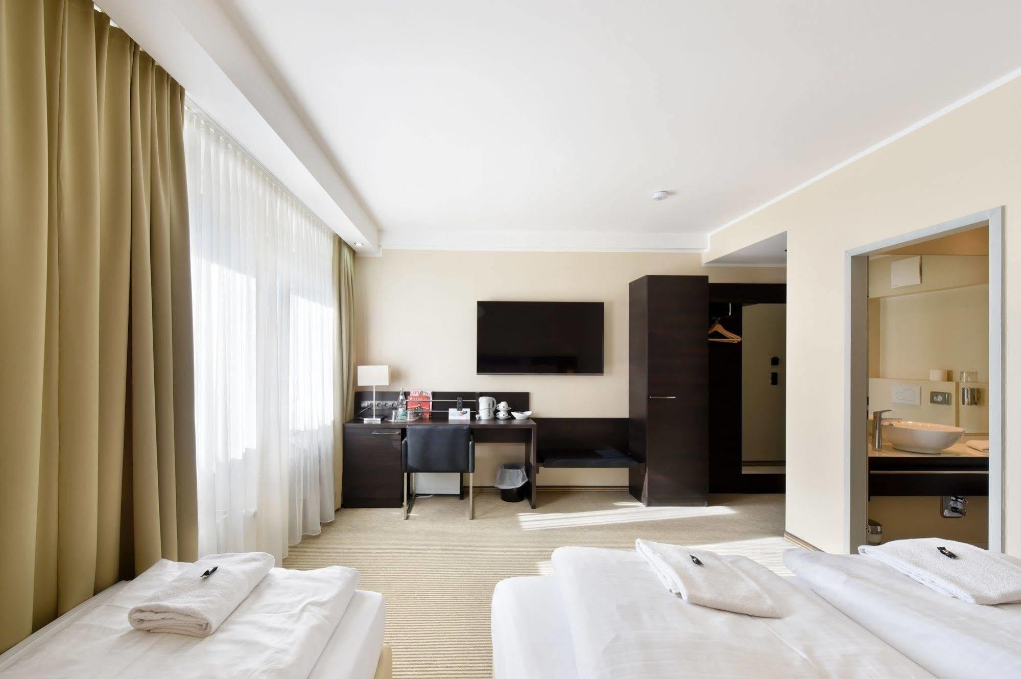 Zi Hotel Karlsruhe Eksteriør bilde