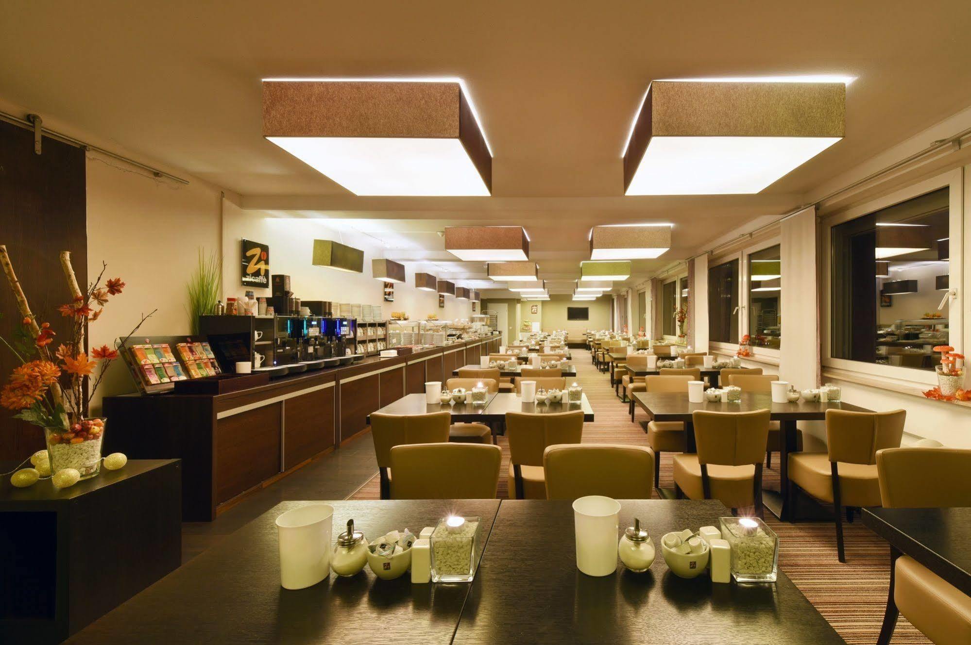 Zi Hotel Karlsruhe Eksteriør bilde
