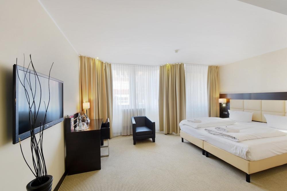 Zi Hotel Karlsruhe Eksteriør bilde